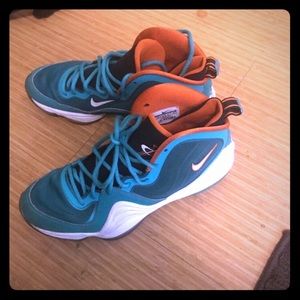 Dolphin Penny 5’s
